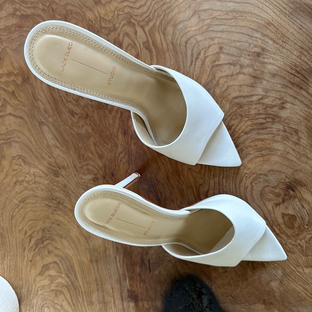 Bella mule in white Napa leather | only worn once